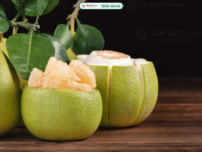 Quả bưởi là một loại trái cây ít đường được nhiều người yêu thích bởi vị chua nhẹ hoặc ngọt mát