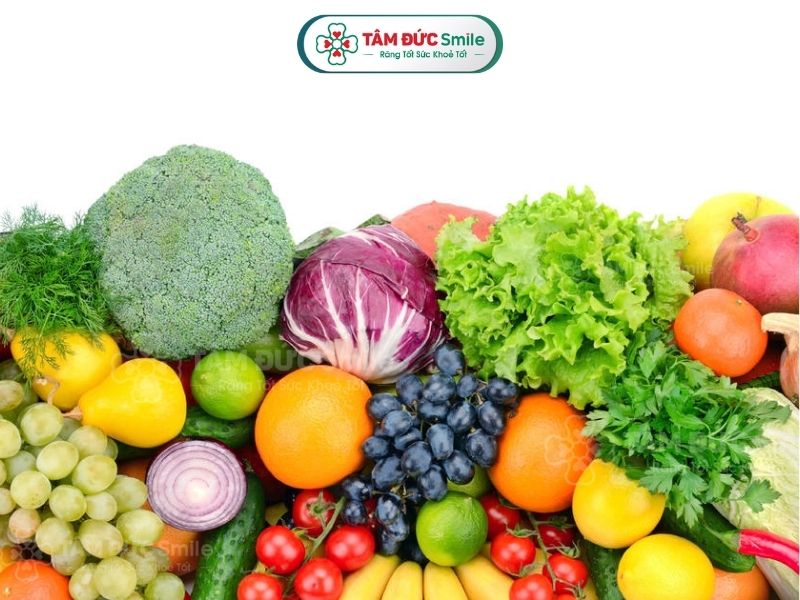 Chất xơ trong rau củ quả giúp hạn chế hấp thụ cholesterol