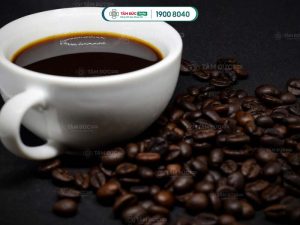 Chỉ với một ly cafe mỗi ngày, Quý khách có nguy cơ bị vàng răng và tích tụ mảng bám trên răng.