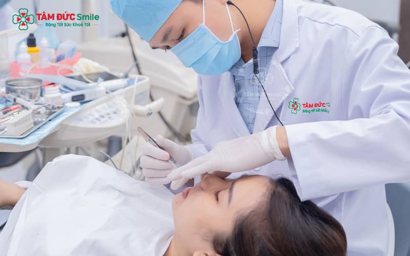 Quý khách được khuyến nghị hàm duy trì trong suốt, giữ thẩm mỹ tối đa khi nói chuyện