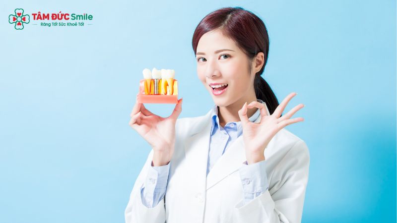 Gây tê cục bộ giúp quá trình cấy ghép Implant diễn ra nhẹ nhàng, hạn chế cảm giác đau khi đặt trụ.