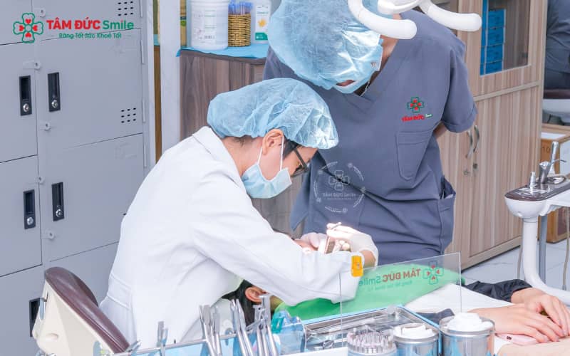 Sưng lợi răng hàm được xử lý theo phác đồ chuẩn y khoa, ngăn ngừa biến chứng