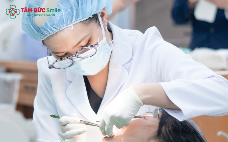 Duy trì tuổi thọ dán sứ Veneer 2 răng cửa từ 10-20 năm bằng chế độ chăm sóc răng miệng khoa học và thăm khám nha khoa định kỳ