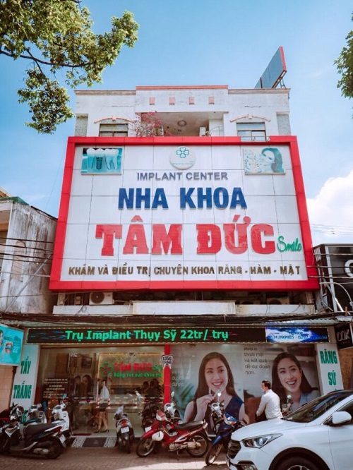 nha-khoa-tam-duc-smile-tran-hung-dao