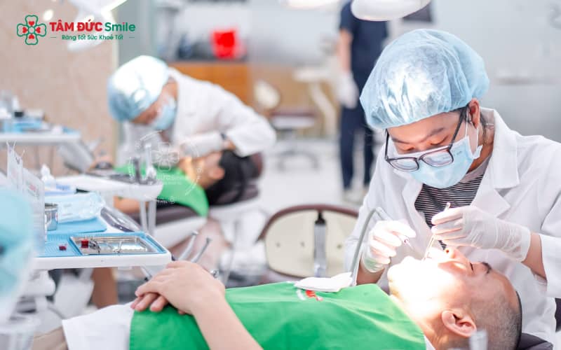 Quy trình trồng răng implant tại Nha khoa Tâm Đức Smile chuẩn y khoa, đảm bảo an toàn và thẩm mỹ