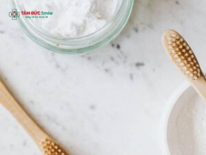Các cách làm sạch cao răng bằng baking soda tại nhà