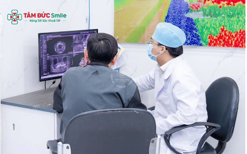 Trường hợp móm do xương hàm nặng có thể cần kết hợp phẫu thuật để đạt hiệu quả điều trị tối ưu