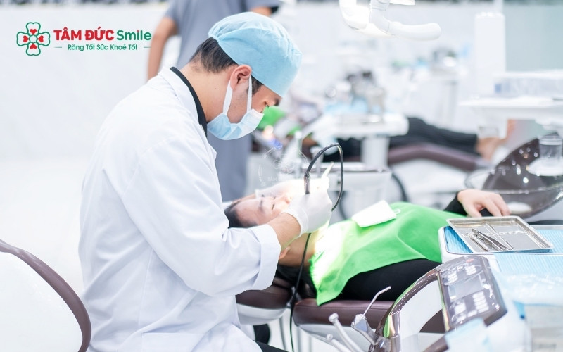 Điều trị sâu ngà răng an toàn, không đau với quy trình chuyên nghiệp tại hệ thống Nha khoa Tâm Đức Smile.